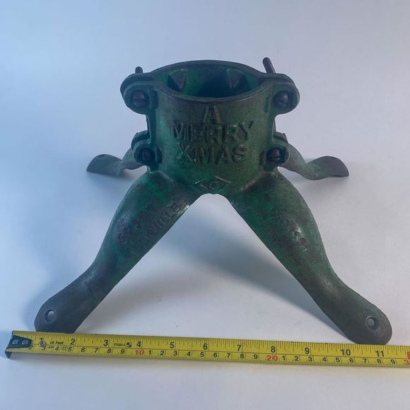 1930’s Cast Iron Christmas Tree Stand - Picture 8 of 9
